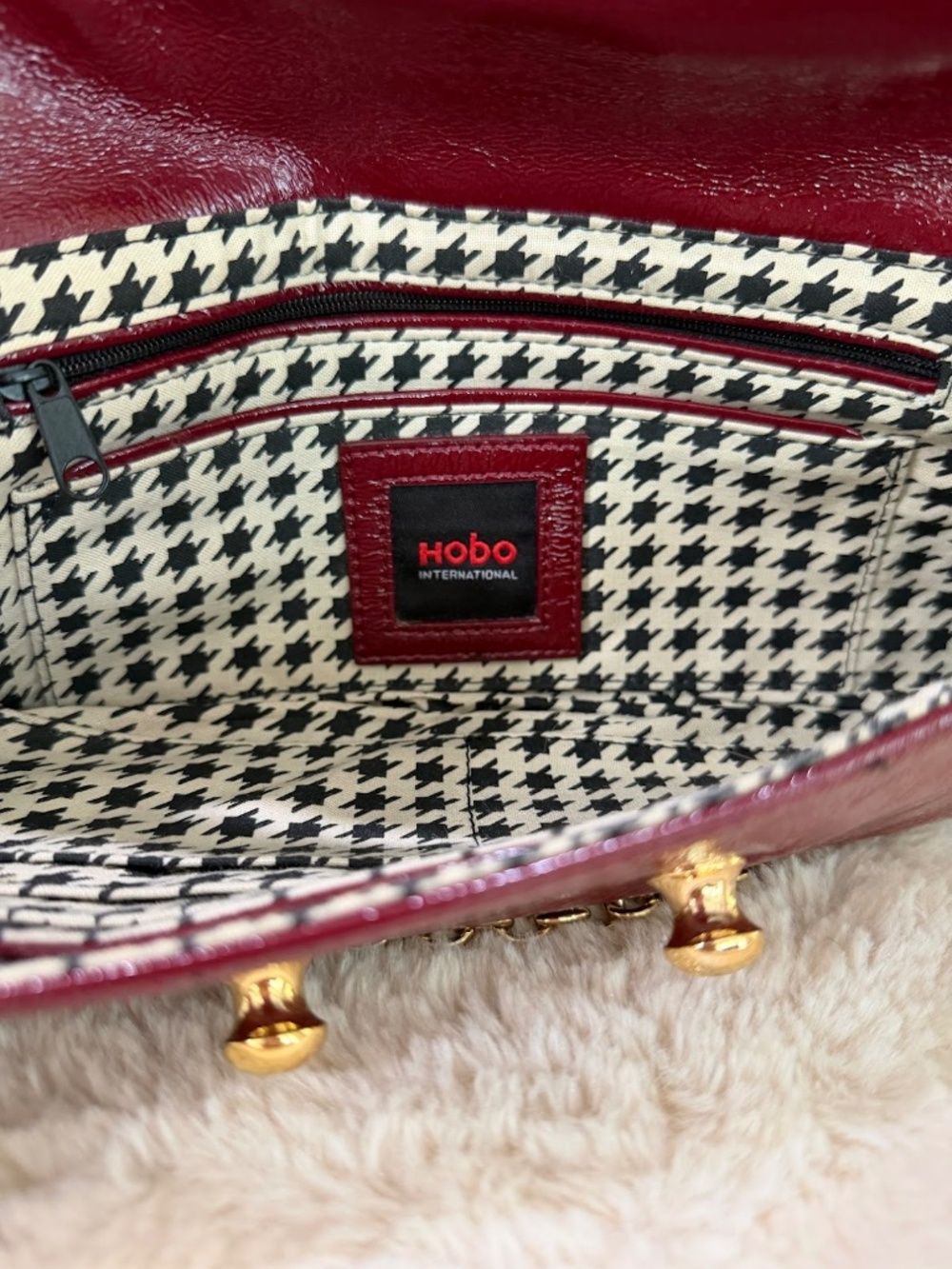 Hobo International Burgundy Patent Leather Shoulder Clutch Bag Evening Purse - Picture 5 of 6